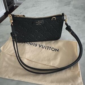 Louis Vuitton easy pouch on strap
